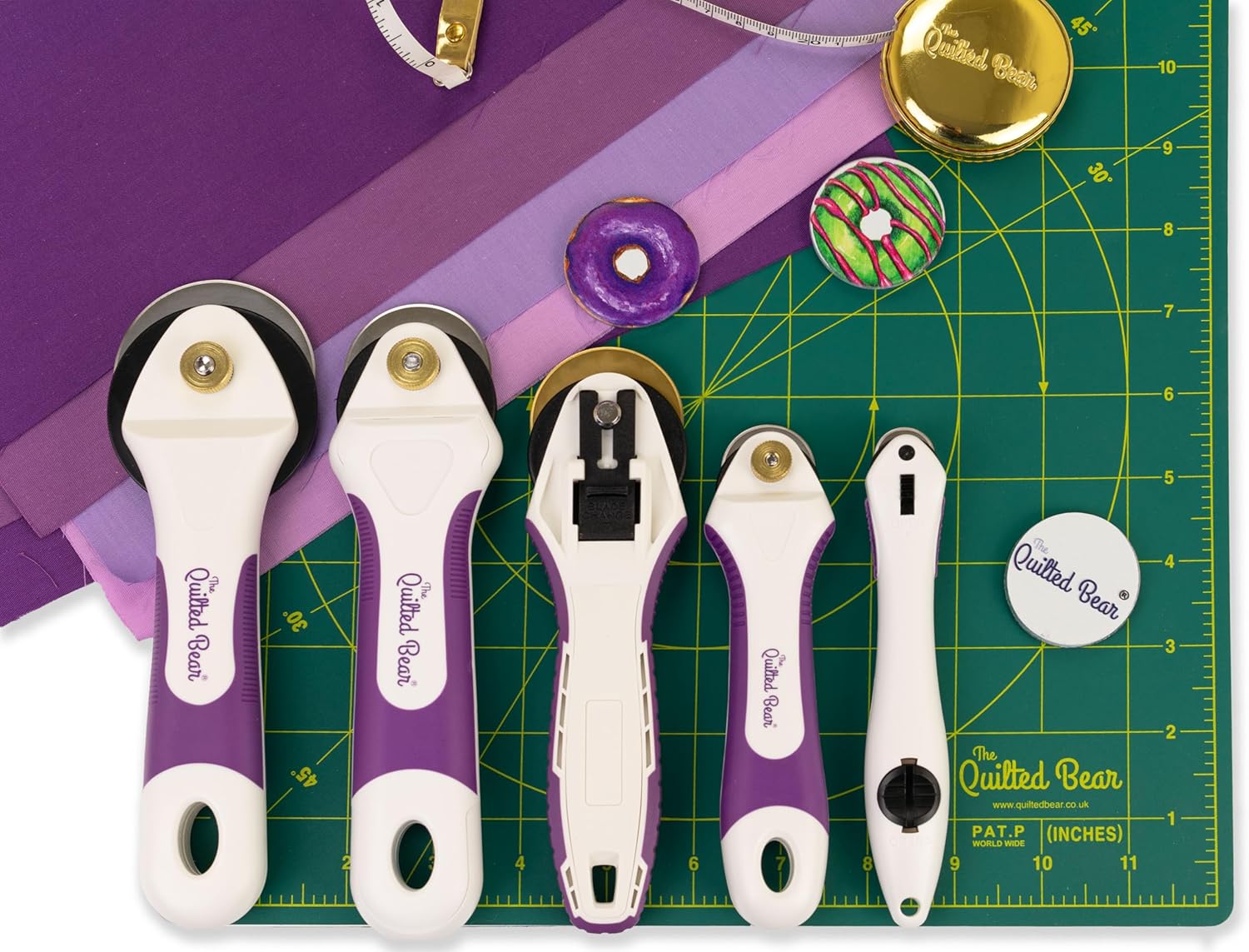 The Quilted Bear 45mm Rotary Cutter - Ergonomic Soft Grip Rotary Cutter for Fabric with Sharp Blade for Precise Cuts & Easy Blade Replacement for Quilting & Sewing Supplies (45mm)